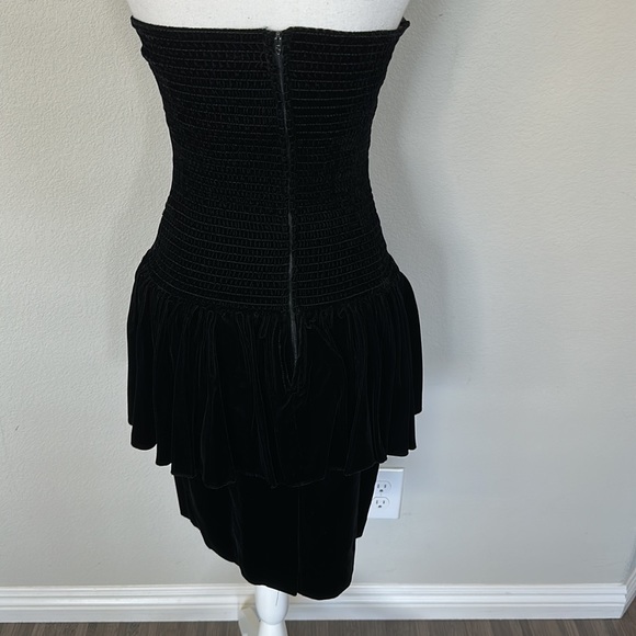 Positively Ellyn Vintage Velvet Dress - Size 6 - Picture 6 of 11